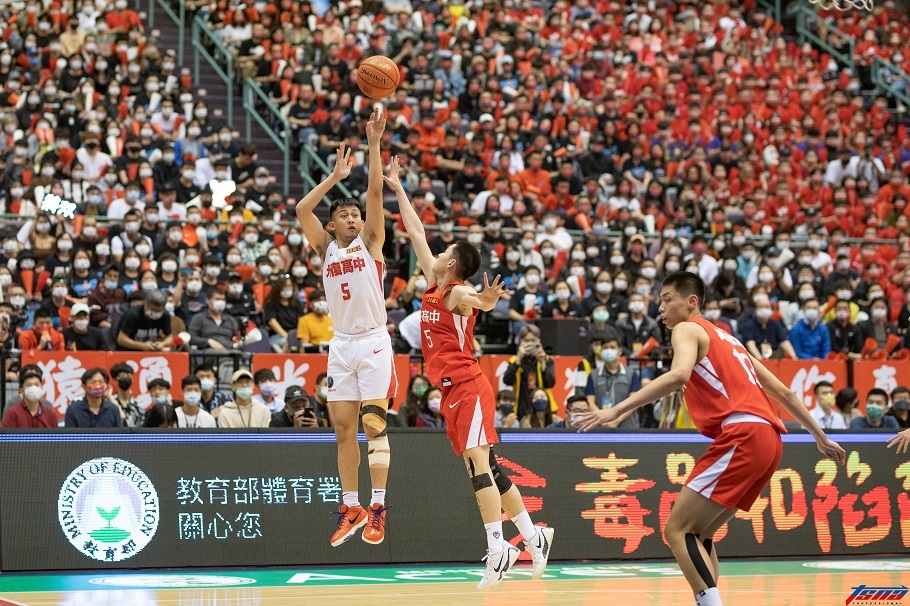 陳將双致勝跳投 光復收隊史首冠_TSNA