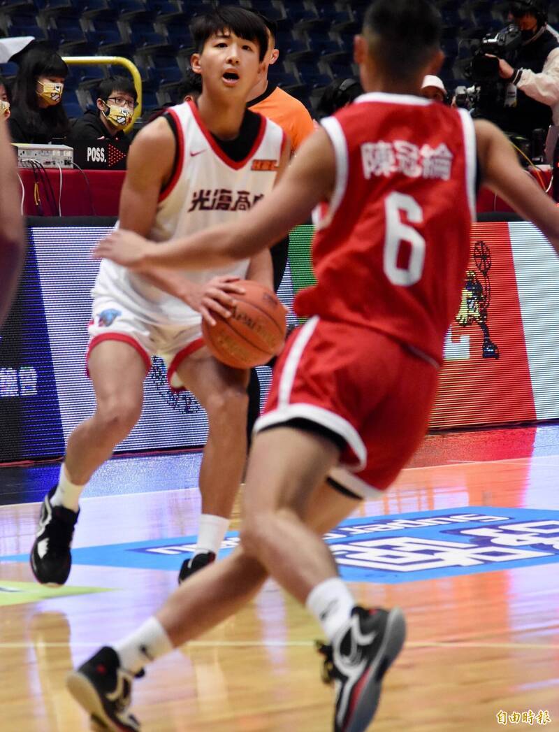 HBL》後陳將双時代！光復高中今天靠新人王殺出來 收跨屆12連勝